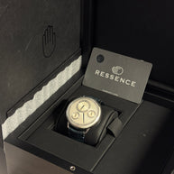 Ressence Type 1 Titanium Type 1G 1.1 Armbanduhr