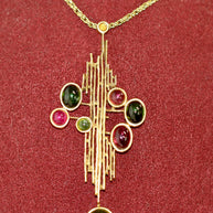 Christian Dior Anhänger mit Kette, Collier von Grosse aus 18K Gelbgold & Edelsteinen
