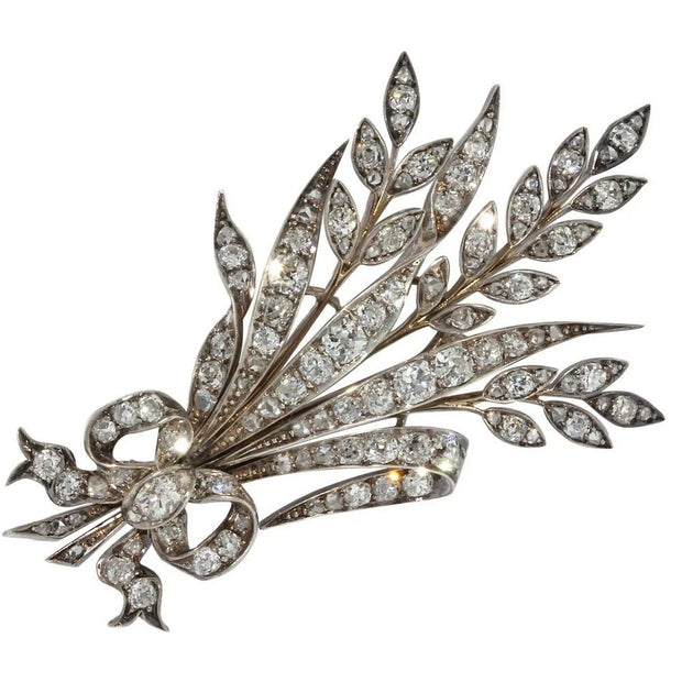 Große, Antike Weißgold Diamant-Brosche als Blumenstrauß mit Schleife