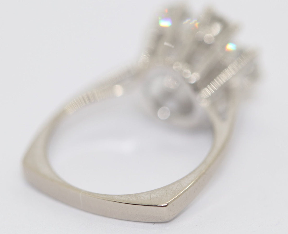 2,2 Karat Diamant Solitär Ring, 18 Karat Weißgold
