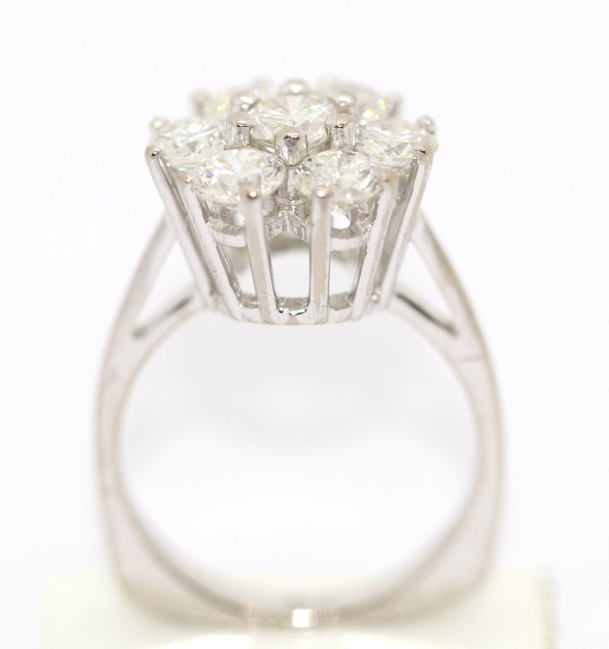 2,2 Karat Diamant Solitär Ring, 18 Karat Weißgold