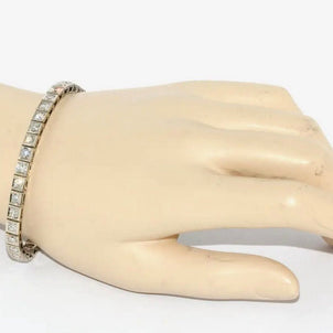 18 Karat Weißgold Tennisarmband, besetzt mit 38 runden weißen Diamanten