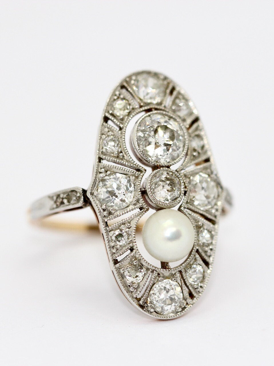 Art Deco Ring, Rosegold und Platin, mit Diamanten und natürlicher Perle