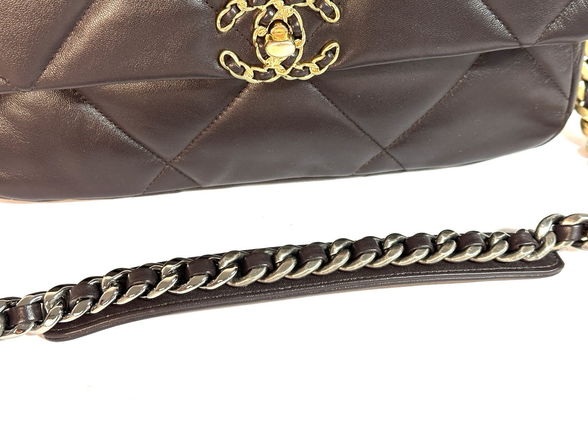 Chanel 19 Flap Bag Braun Lammleder wie NEU