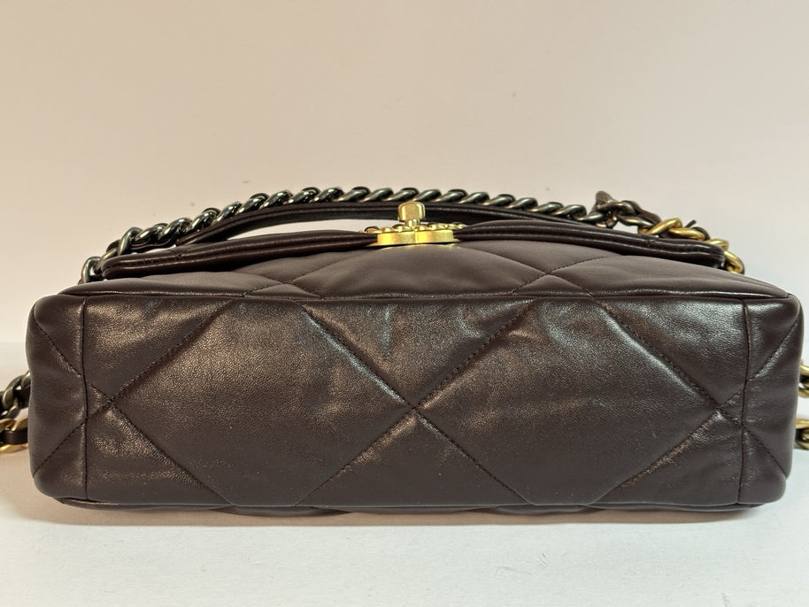 Chanel 19 Flap Bag Braun Lammleder wie NEU