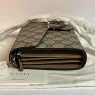 Gucci Dionysus Schultertasche Brieftasche mit Kette GG Supreme Beige/Taupe 2025