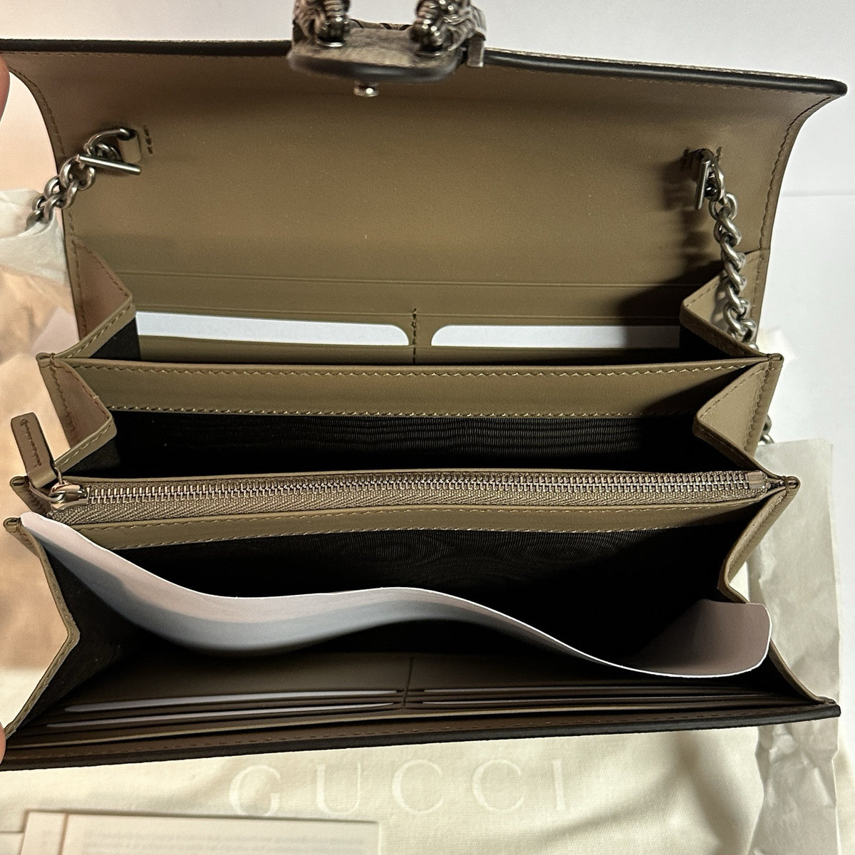 Gucci Dionysus Schultertasche Brieftasche mit Kette GG Supreme Beige/Taupe 2025